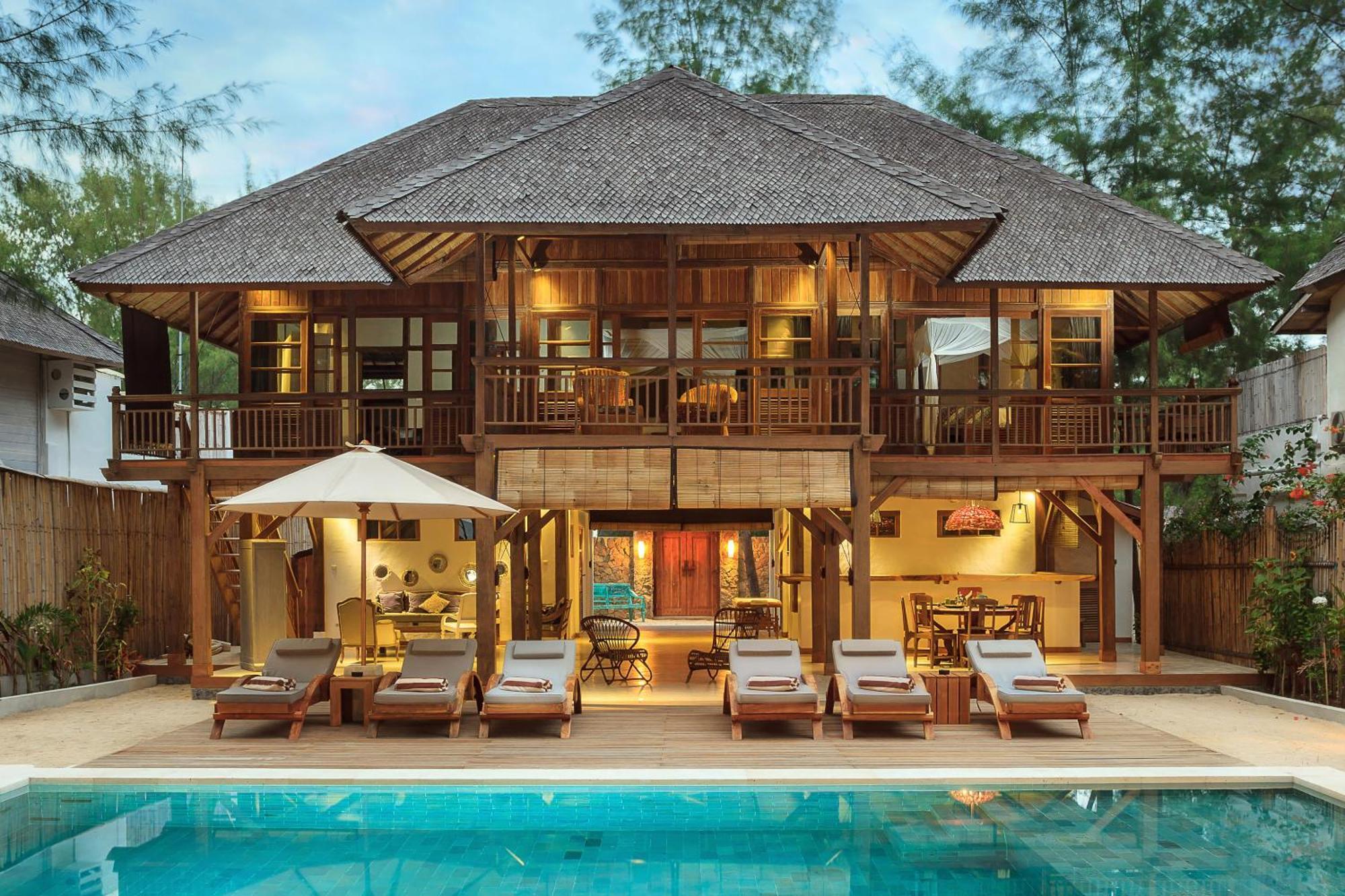 The Gili Beach Resort Джили Трауанган Екстериор снимка